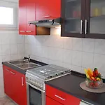 Apartment Gasparac - 30 Meters From The